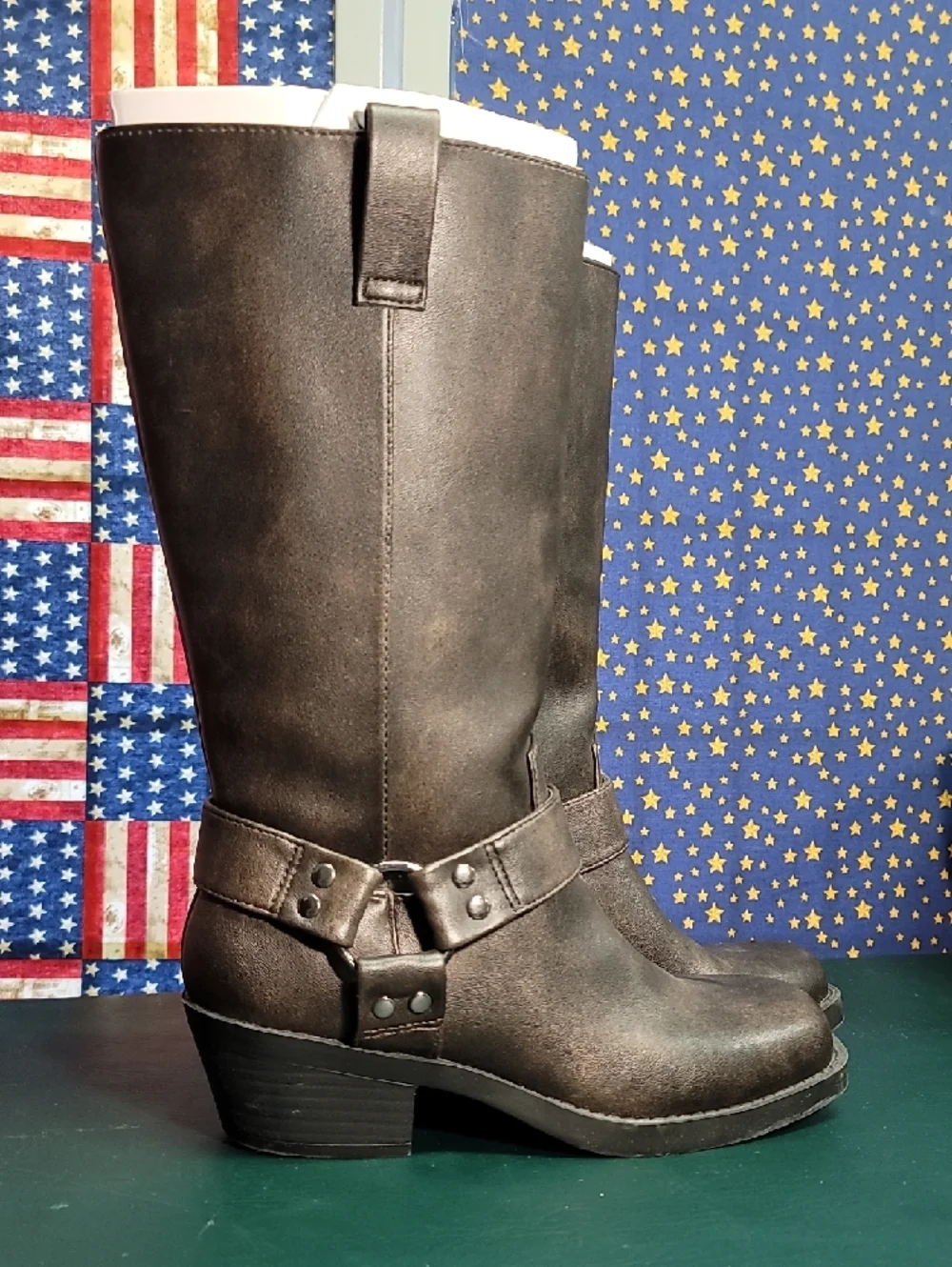 **Time and Tru Black Rubber Boot Sole - Heavy Tread** - Picture 4 of 6